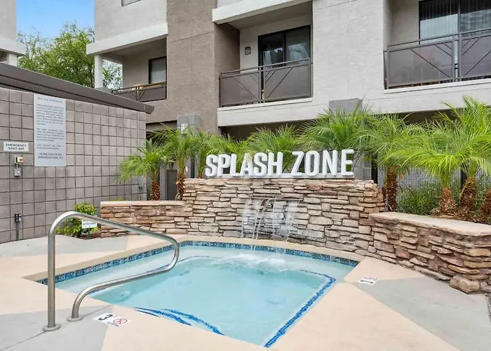 Cozysuites - Westgate With Pool 04 *